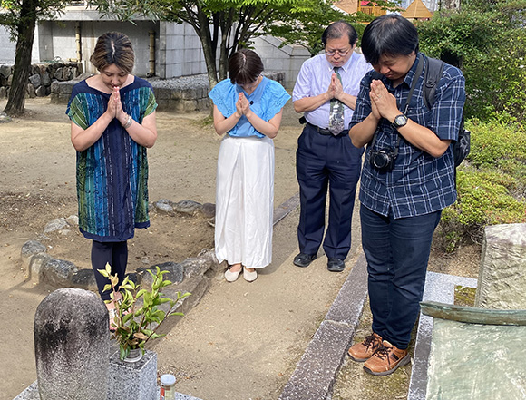 松永久秀の墓 達磨寺