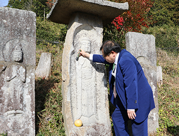 つちんど墓地